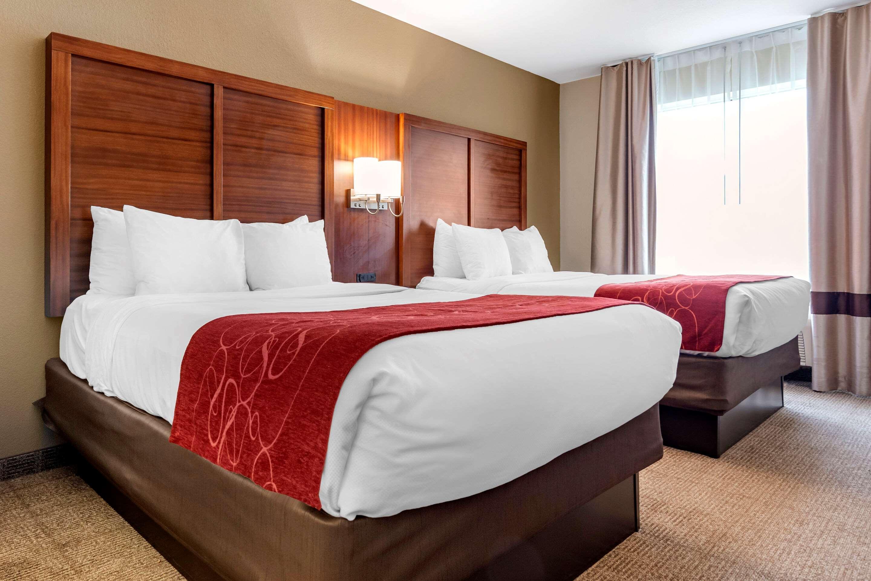 Comfort Suites Airport Luckney Extérieur photo